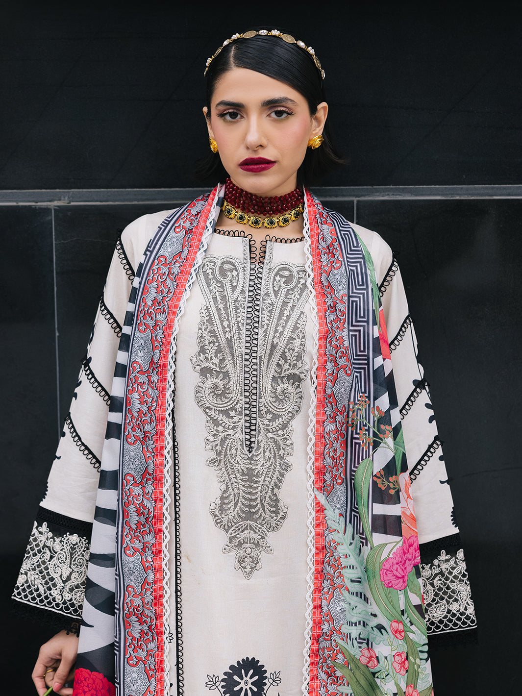 Mahnur | Broadway Luxury Lawn 25 | Freesia by Mahnur - Designer Dress - Type: Ladies Clothes - Available at Libayah - 100% Original