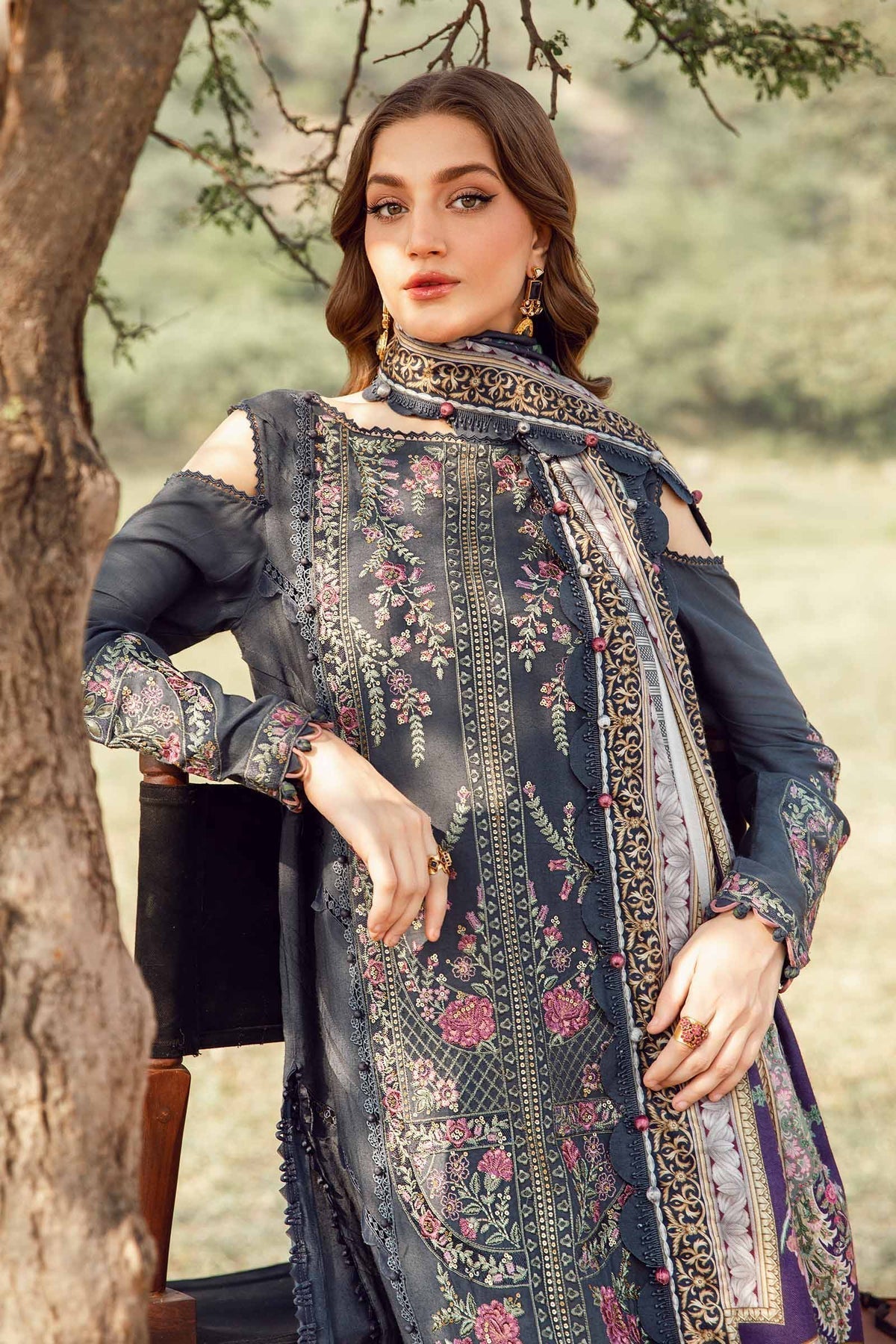 Maria B | M Prints Winter 24 | MPT-2406-A by Maria B - Designer Dress  - Type : Ladies Clothes - Available at Libayah - 100% Original 