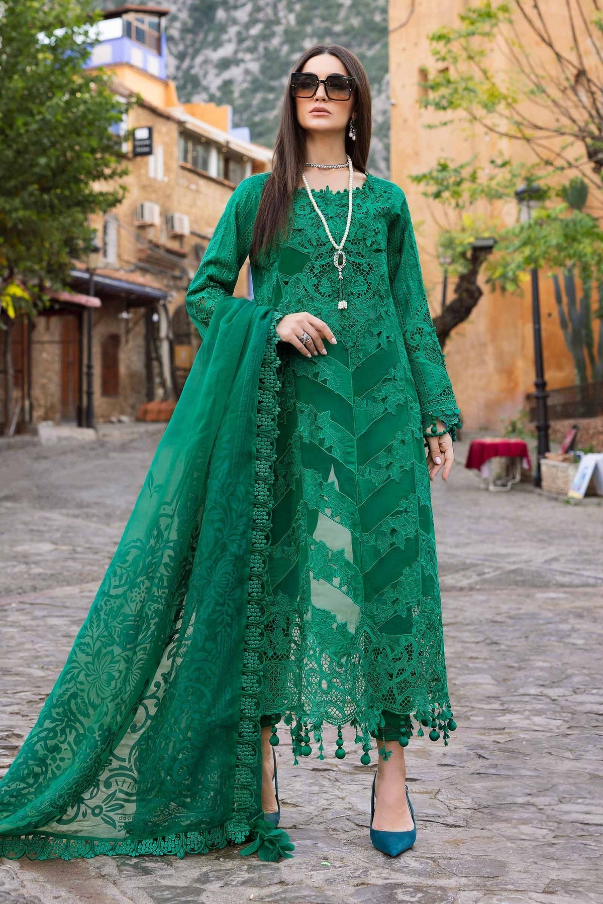 Maria B | Luxury Lawn 25 | D-2508-B by Maria B - Designer Dress - Type: Ladies Clothes - Available at Libayah - 100% Original