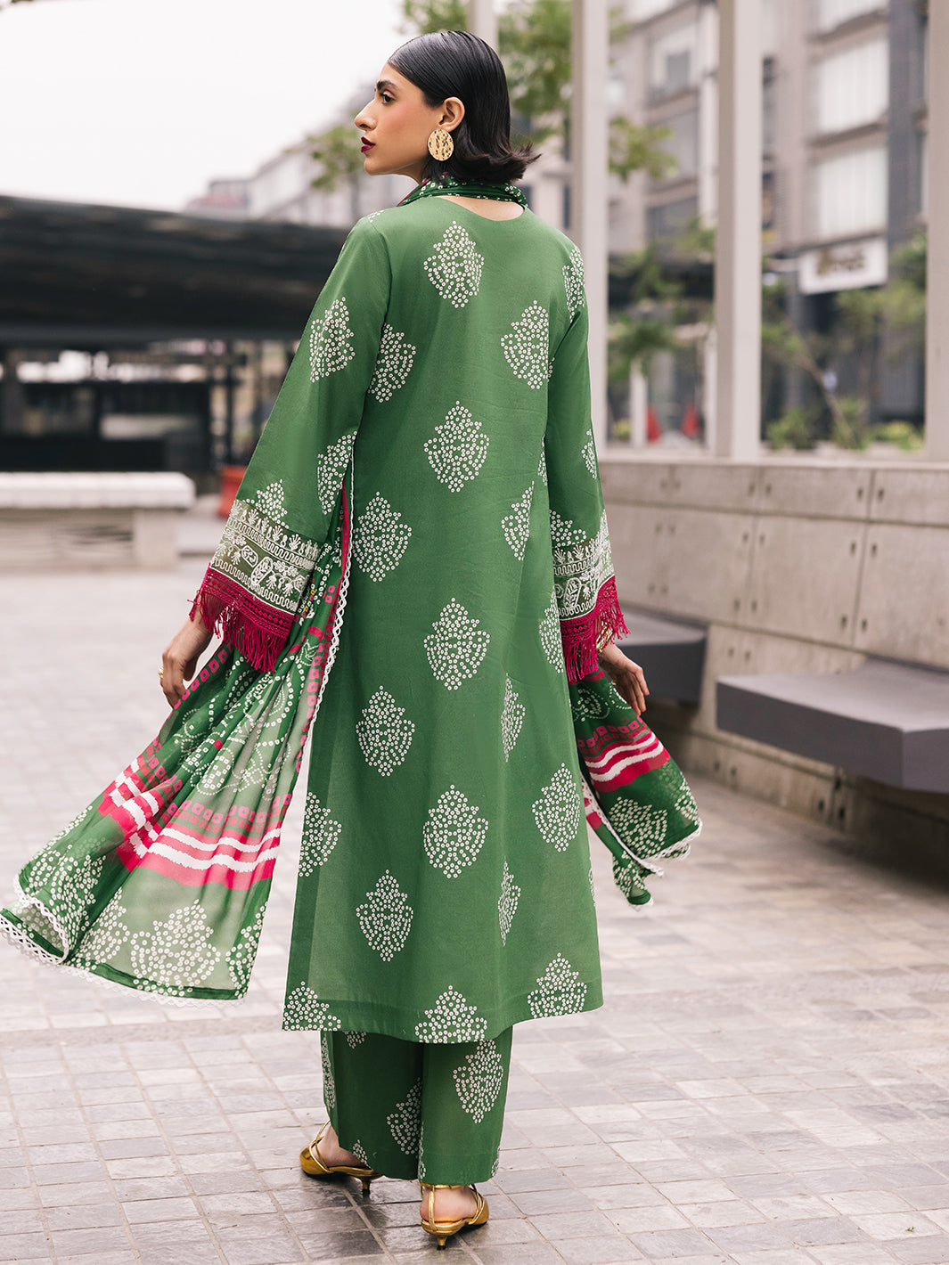 Mahnur | Broadway Luxury Lawn 25 | Sagebloom by Mahnur - Designer Dress - Type: Ladies Clothes - Available at Libayah - 100% Original
