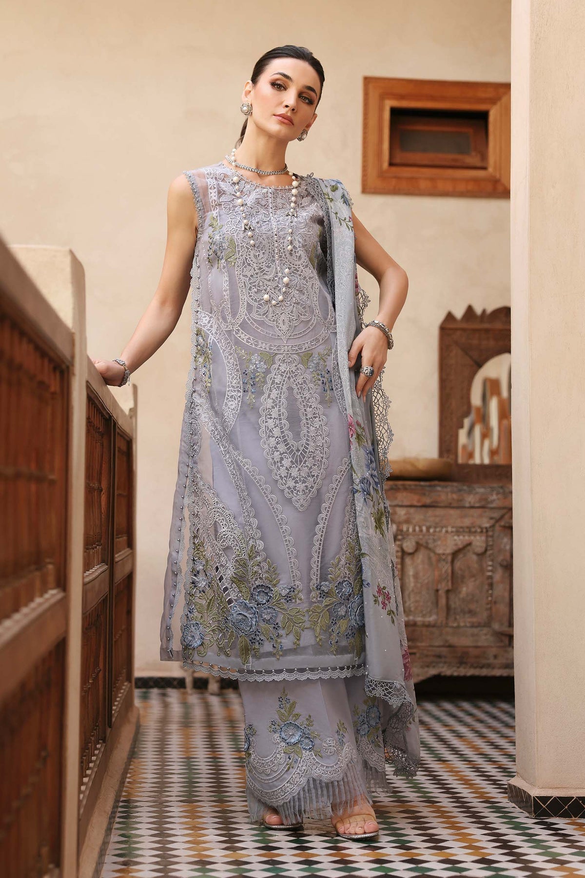 Maria B | Luxury Lawn 25 | D-2509-B by Maria B - Designer Dress - Type: Ladies Clothes - Available at Libayah - 100% Original