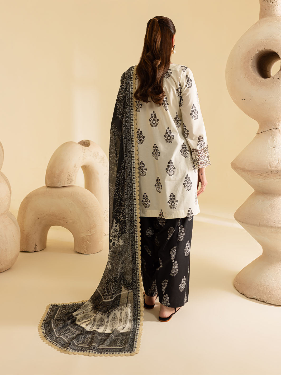 Mahnur | Leila Printkari Edit 25 | LP - 09 by Mahnur - Designer Dress - Type: Ladies Clothes - Available at Libayah - 100% Original