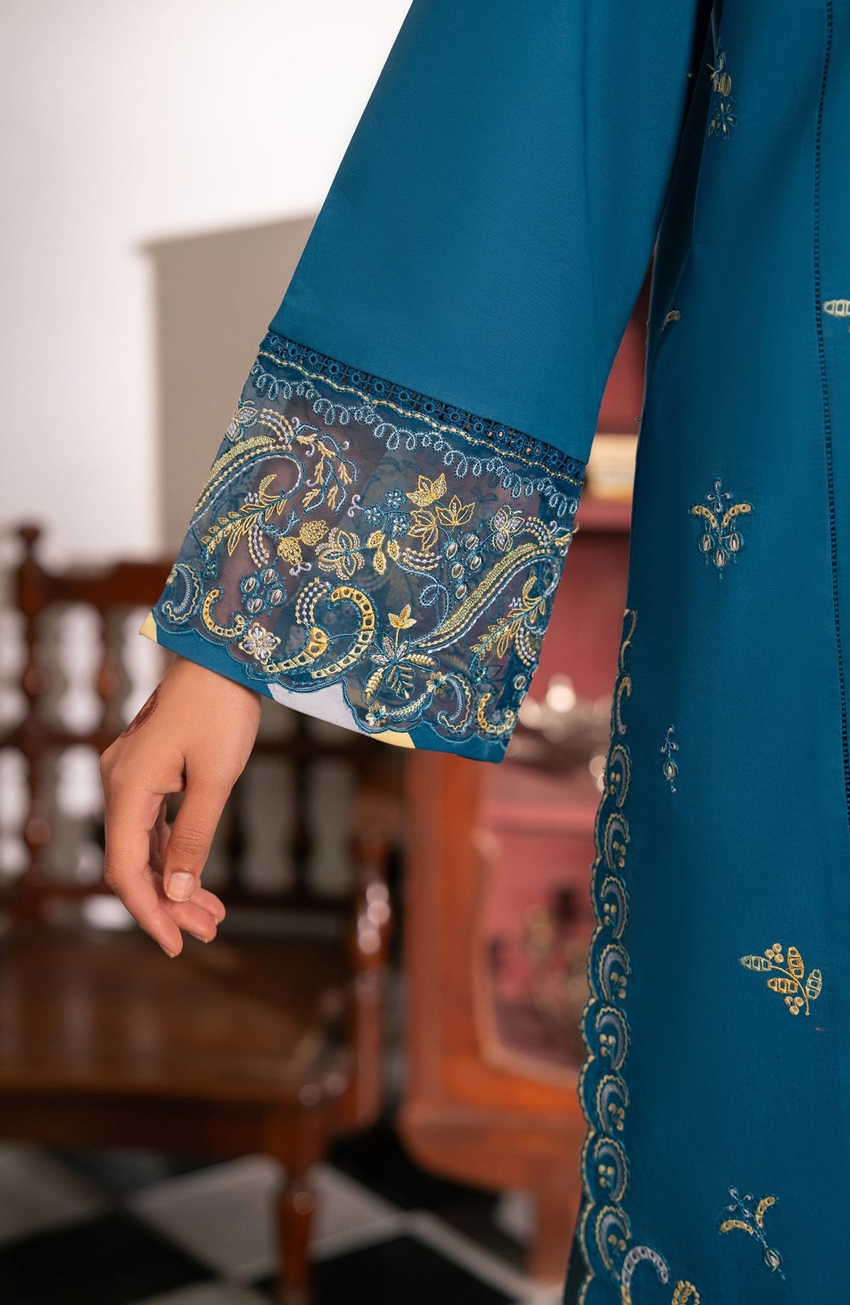 Seran | Luxury Lawn |Sahar by Seran - Designer Dress  - Type : Ladies Clothes - Available at Libayah - 100% Original 