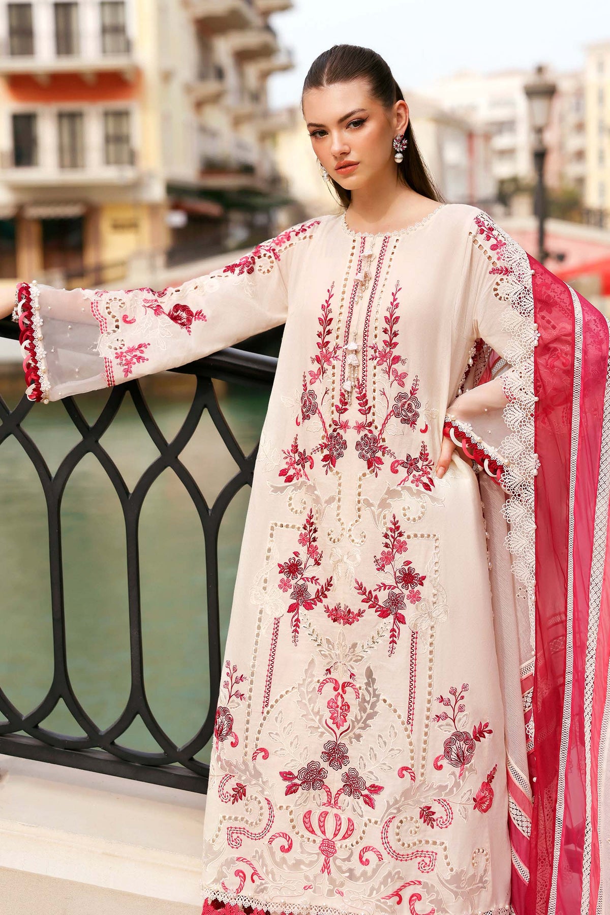 Maria B | Lawn 26 | D-2609-A - by Libayah - Registered Vendor of : Maria B - 100% Original Designer Dress