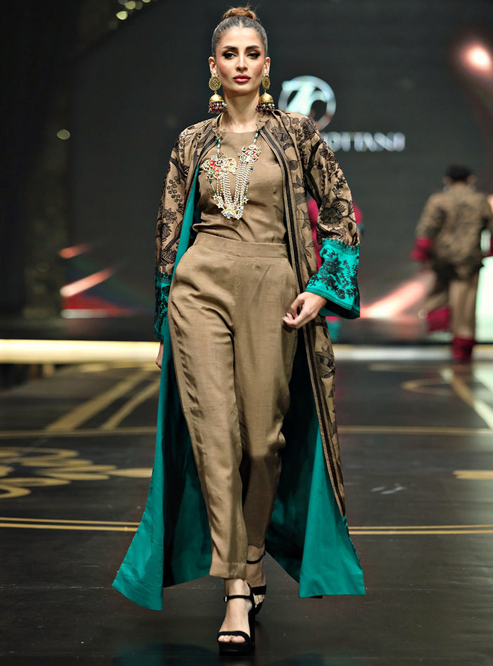 Zainab Chottani | The Kaftan Edit | Zeen