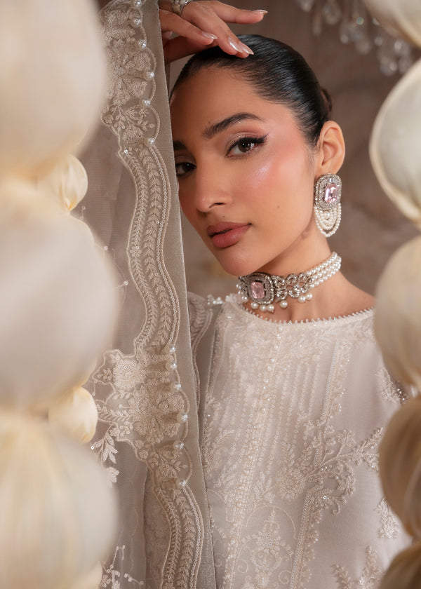 Zarizaa | Blink Formals | PEARL