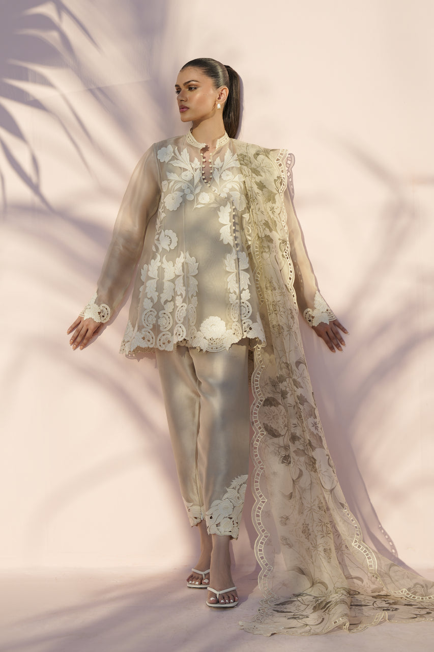Sania Maskatiya | Eid ul Adha Edit | Rey - by Libayah - Registered Vendor of : Sania Maskatiya - 100% Original Designer Dress