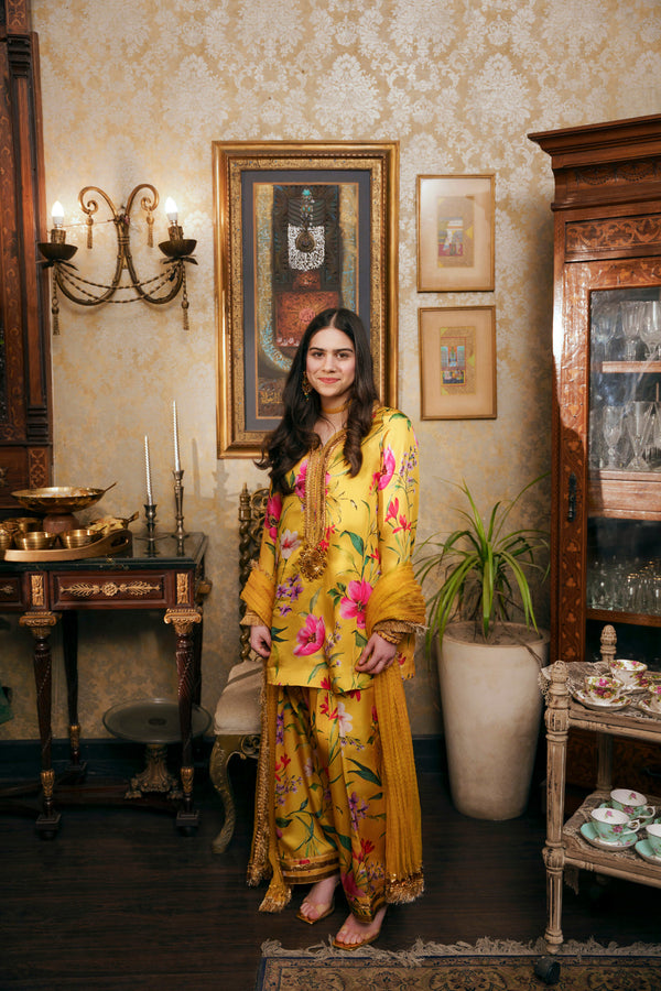 Nilofer Shahid | Saheliyan | Aaiza - by Libayah - Registered Vendor of : Nilofer Shahid - 100% Original Designer Dress