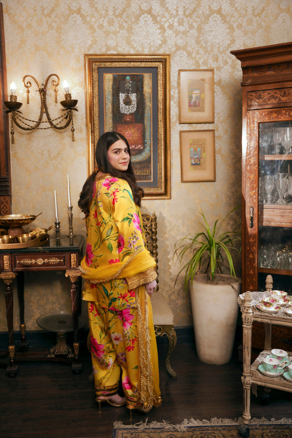 Nilofer Shahid | Saheliyan | Aaiza - by Libayah - Registered Vendor of : Nilofer Shahid - 100% Original Designer Dress