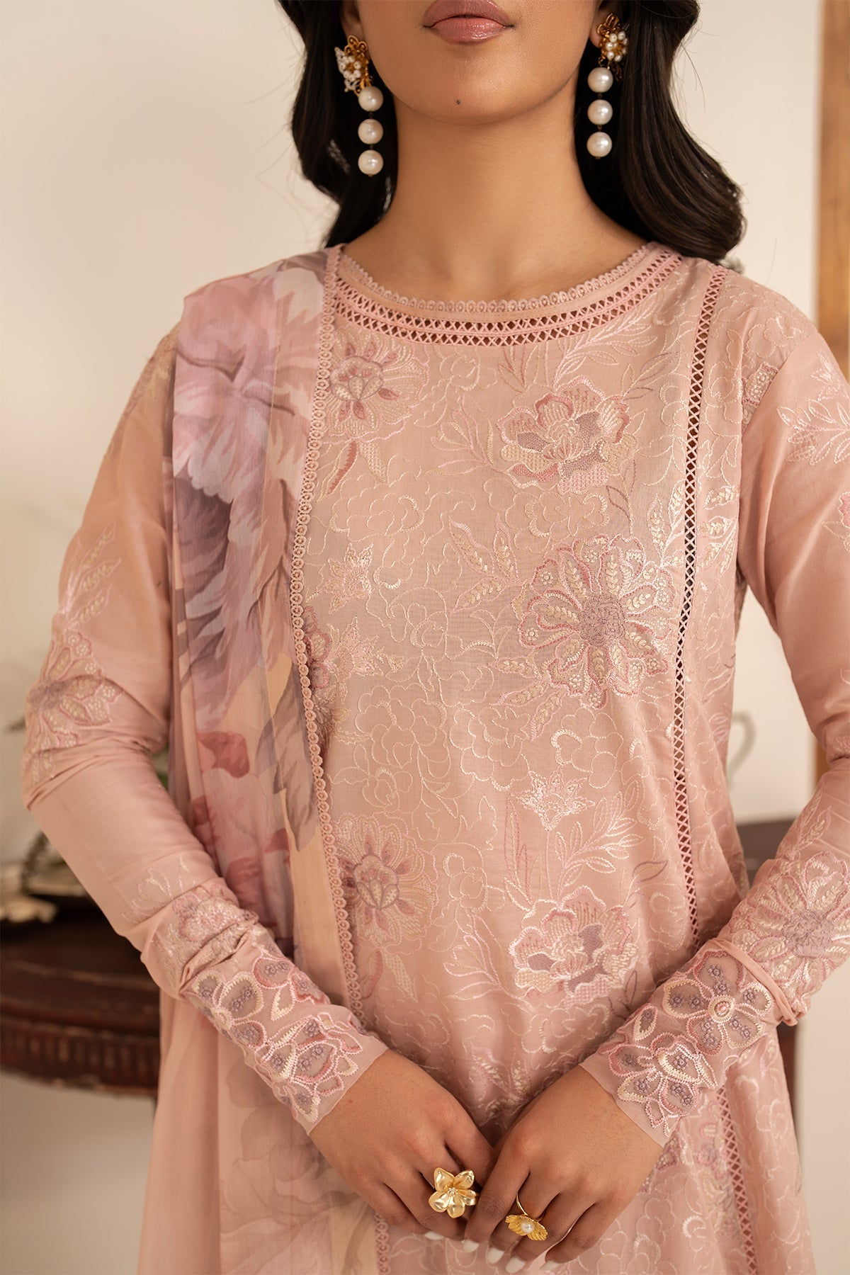 Zarif | Lamhay Luxury Eid Lawn 25 | 10 AREEBAH by Zarif - Designer Dress - Type: Ladies Clothes - Available at Libayah - 100% Original