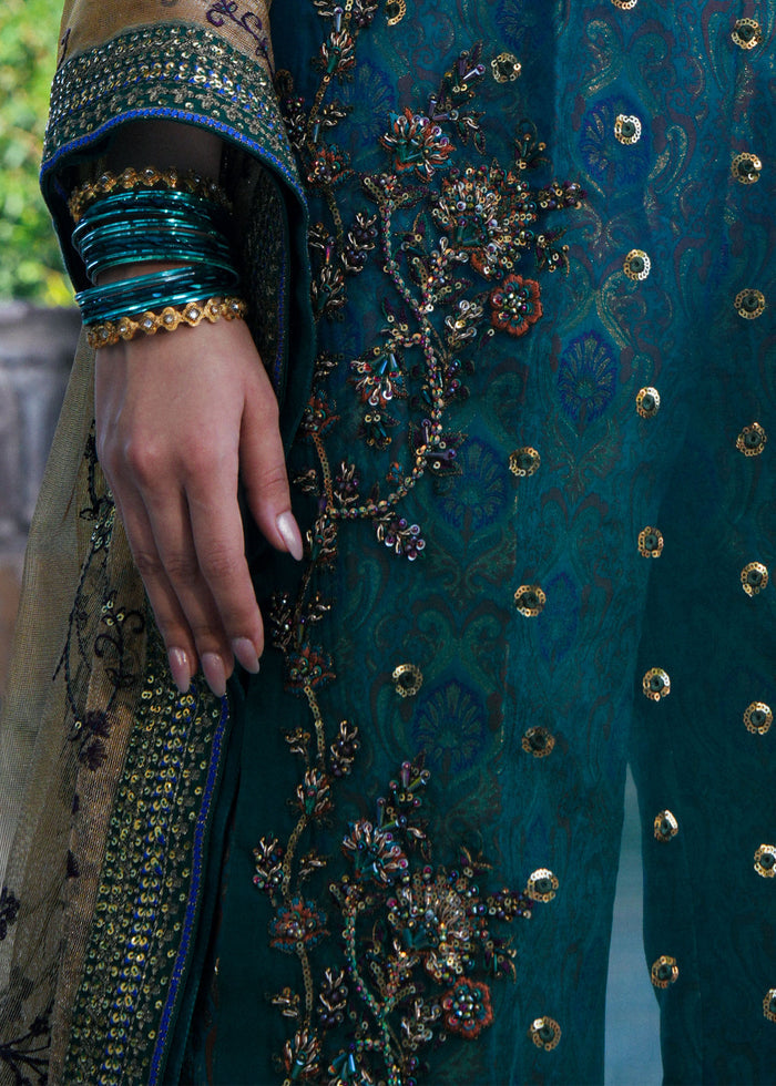 Laj by Lajwanti | Runaway Formals 25 | Teal Aura