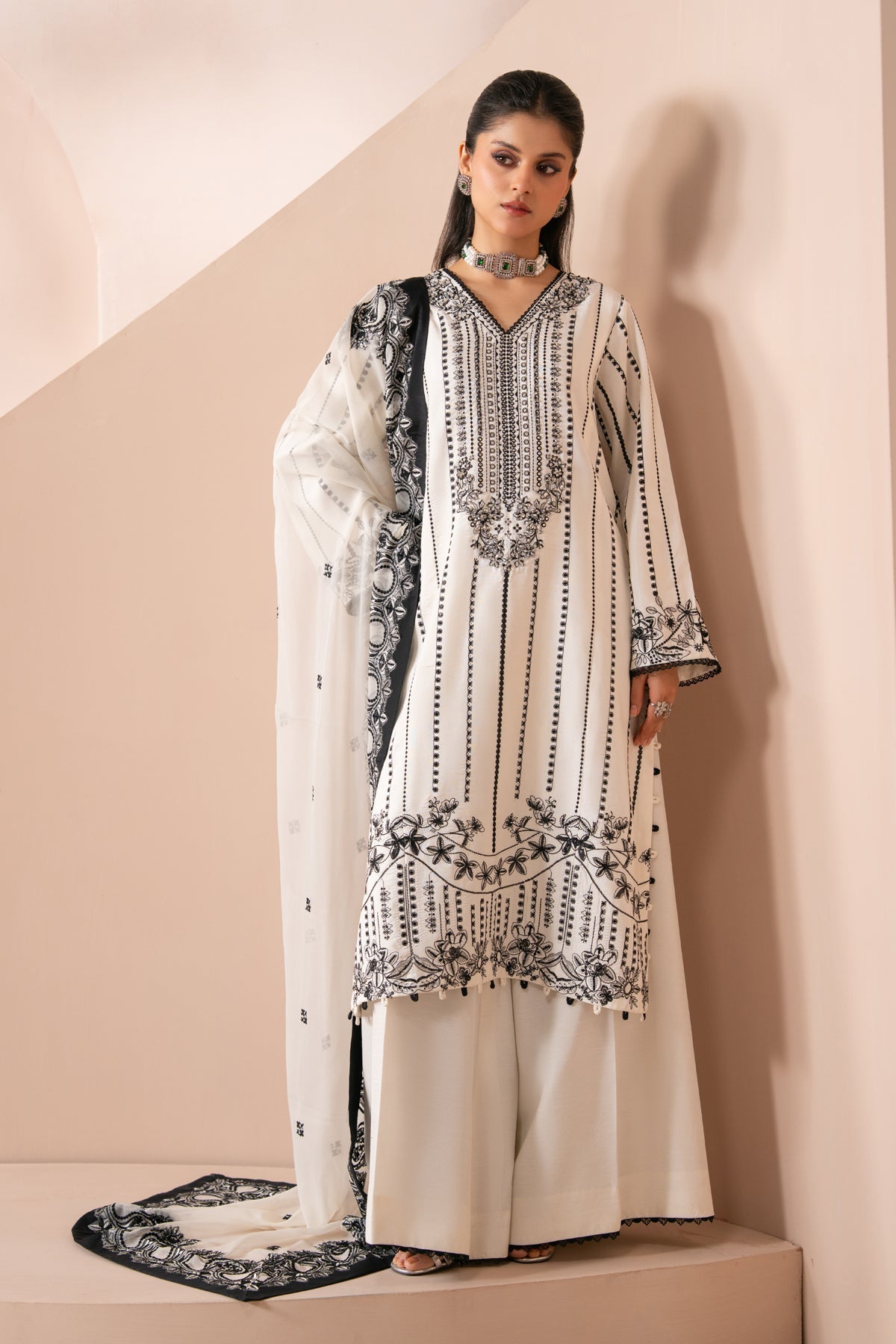 Xenia Formals | Zaeva Formals | OMAVI by Xenia Formals - Designer Dress  - Type : Ladies Clothes - Available at Libayah - 100% Original 