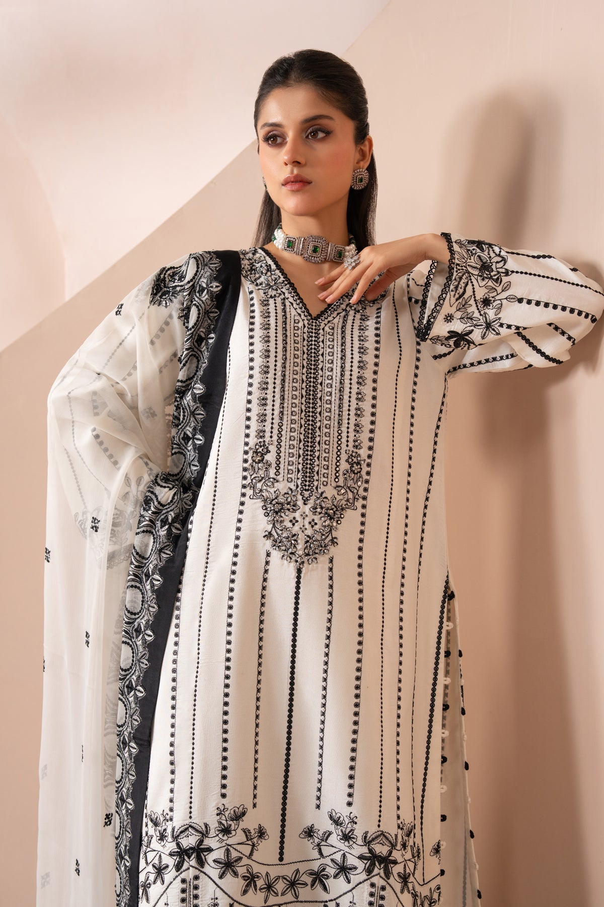 Xenia Formals | Zaeva Formals | OMAVI by Xenia Formals - Designer Dress  - Type : Ladies Clothes - Available at Libayah - 100% Original 