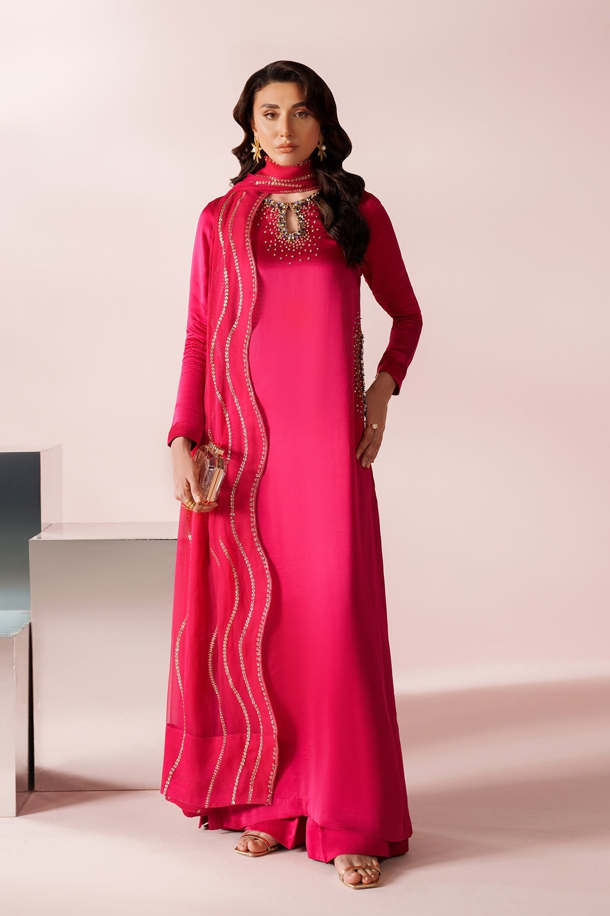 RTW1029 – authentic Pakistani dress from the Alizeh Ready to Wear collection for women in the UK.