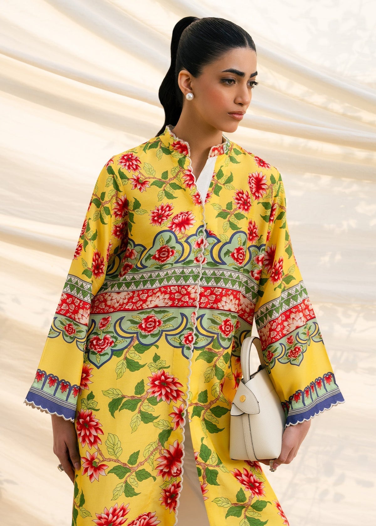 Mahgul | Ambi Bagh Silk Edit | Mahpareh - by Libayah - Registered Vendor of : Mahgul - 100% Original Designer Dress