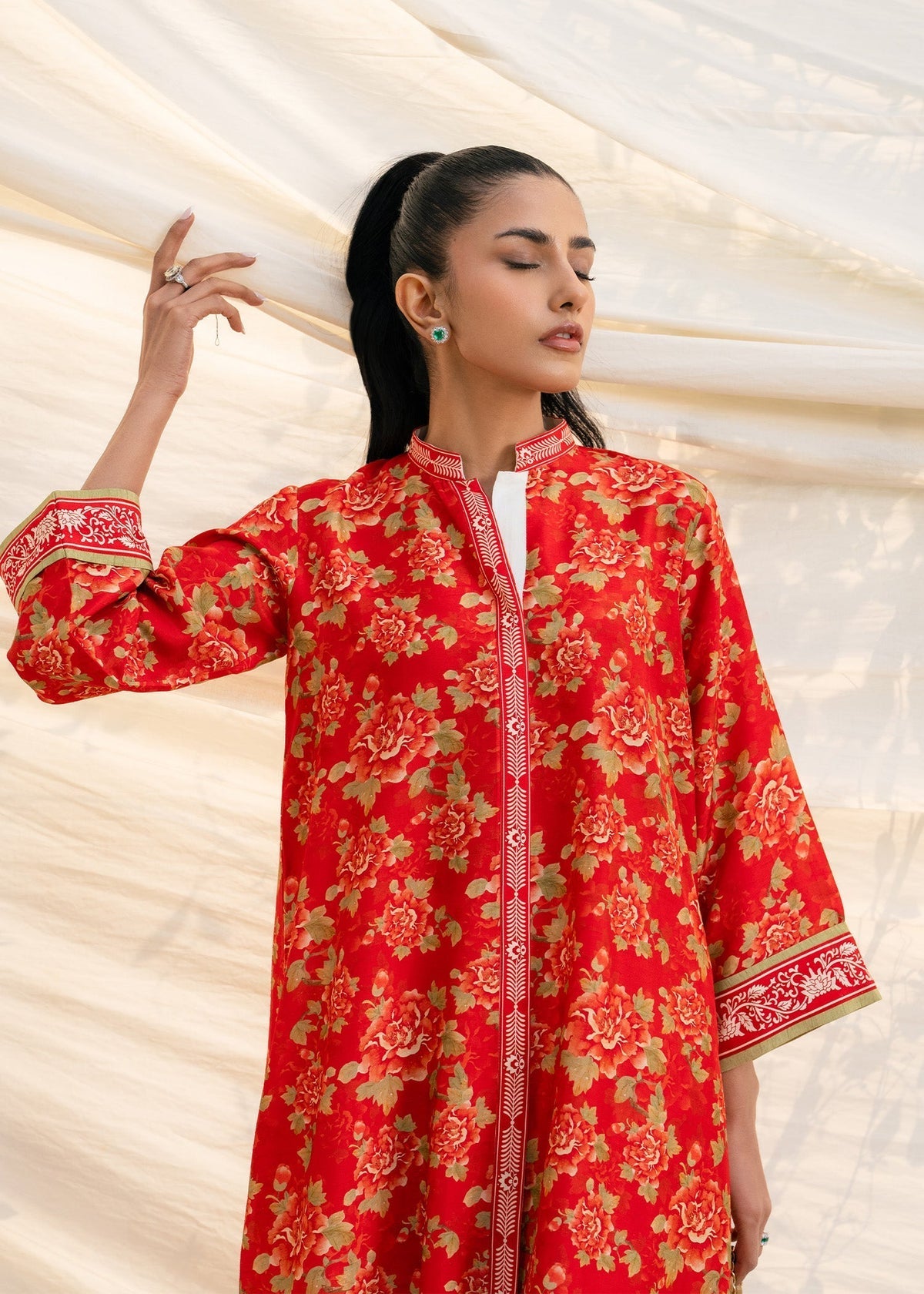Mahgul | Ambi Bagh Silk Edit | Gulal - by Libayah - Registered Vendor of : Mahgul - 100% Original Designer Dress