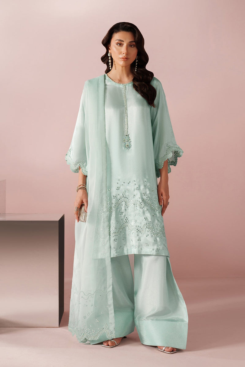 RTW1030 – authentic Pakistani dress from the Alizeh Ready to Wear collection for women in the UK.