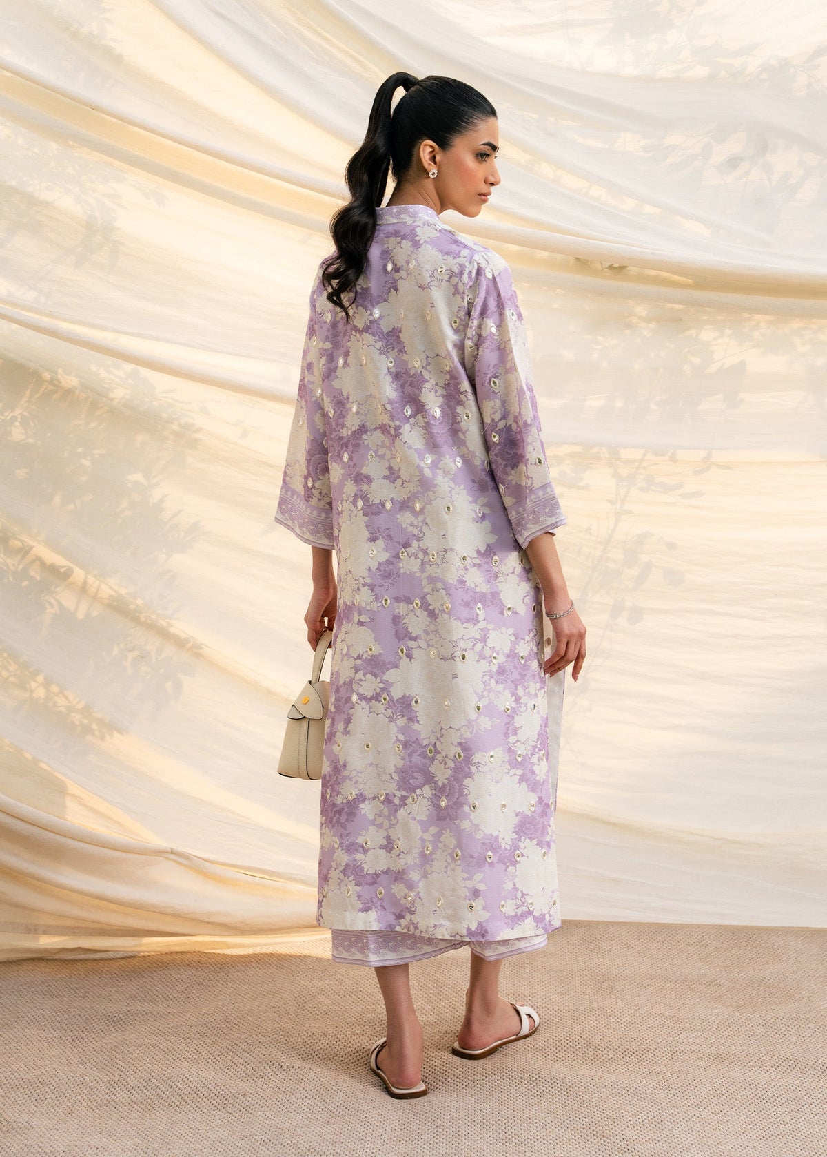 Mahgul | Ambi Bagh Silk Edit | Bagh-e-Noor - by Libayah - Registered Vendor of : Mahgul - 100% Original Designer Dress
