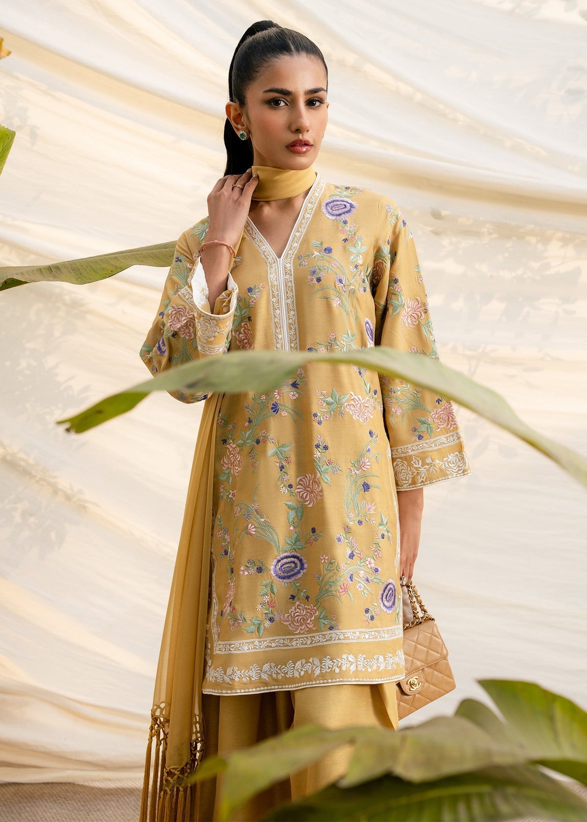 Mahgul | Ambi Bagh Silk Edit | Zarnish - by Libayah - Registered Vendor of : Mahgul - 100% Original Designer Dress