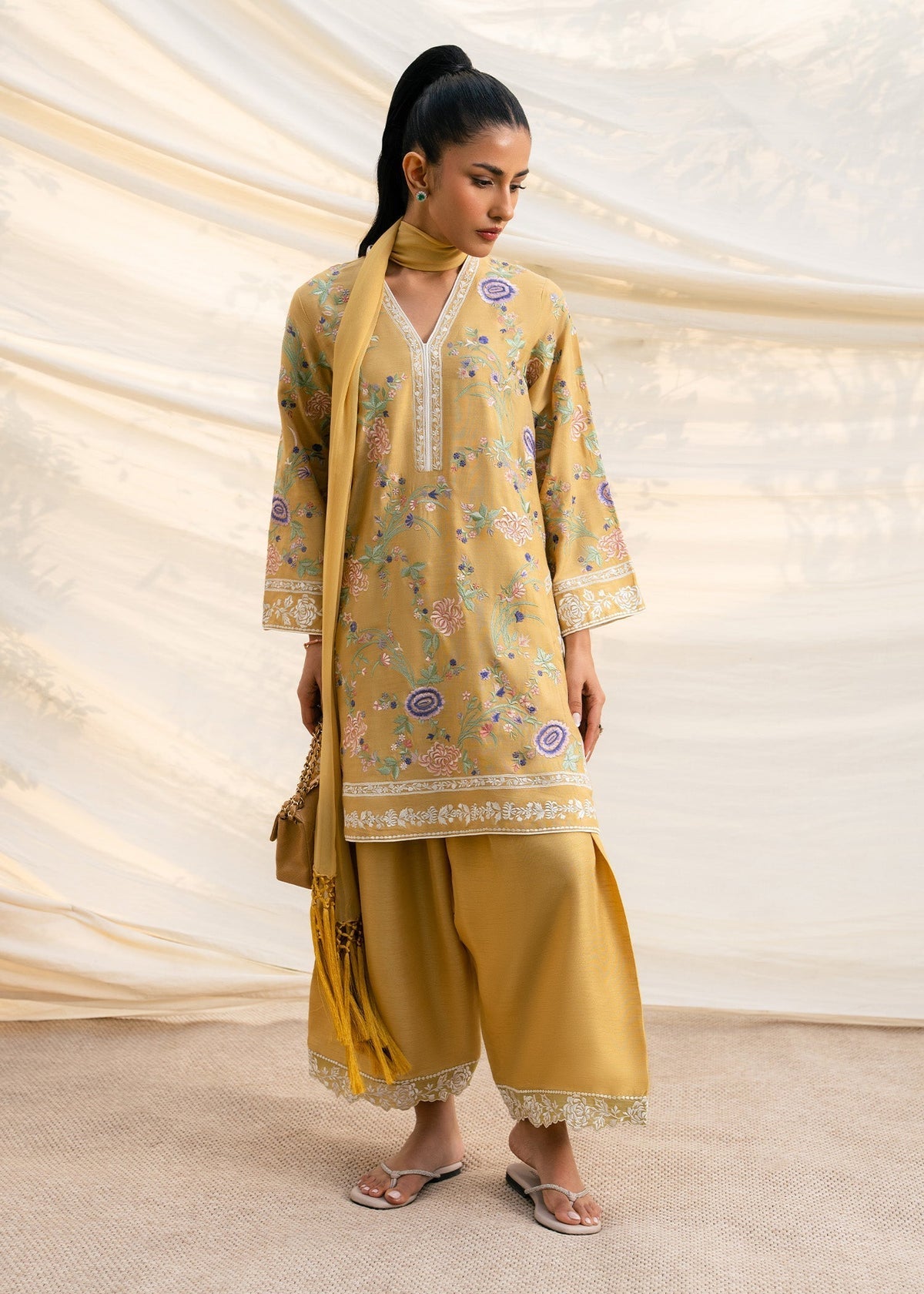 Mahgul | Ambi Bagh Silk Edit | Zarnish - by Libayah - Registered Vendor of : Mahgul - 100% Original Designer Dress