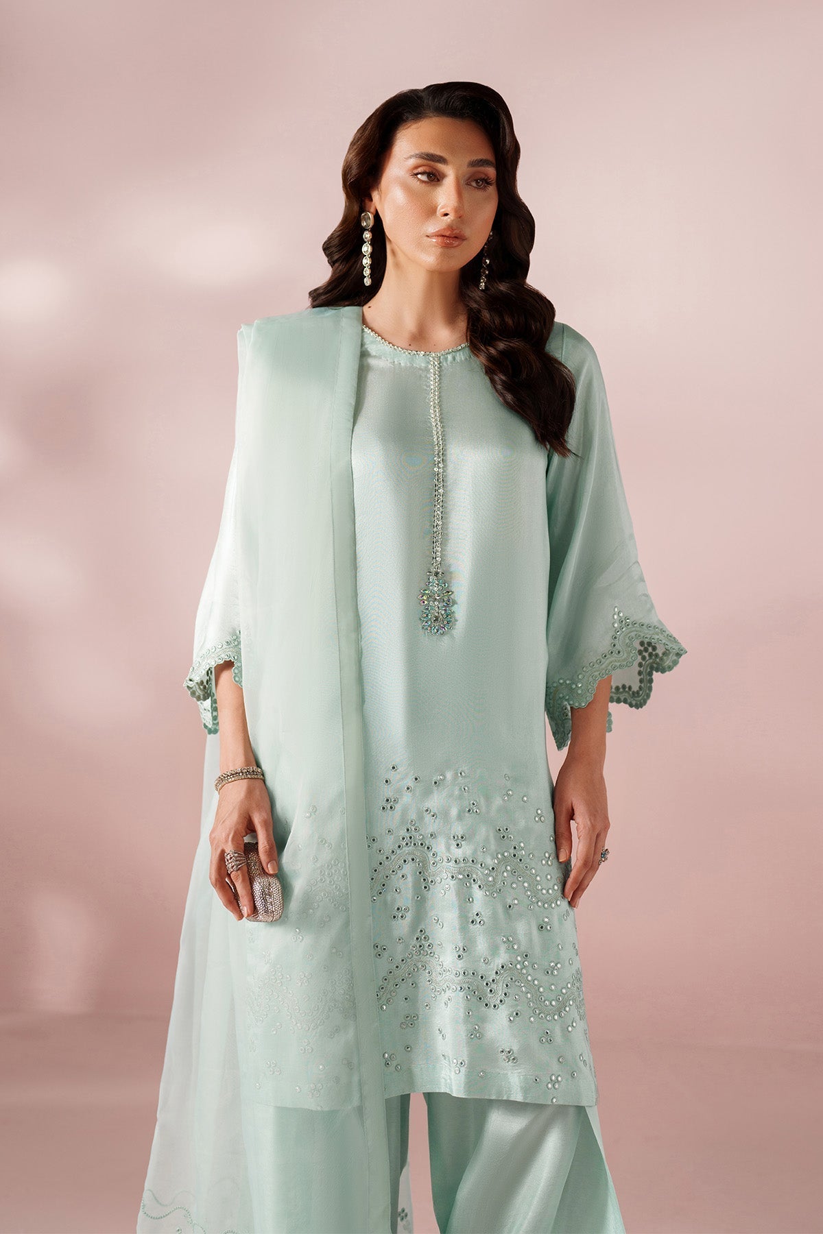 RTW1030 – authentic Pakistani dress from the Alizeh Ready to Wear collection for women in the UK.