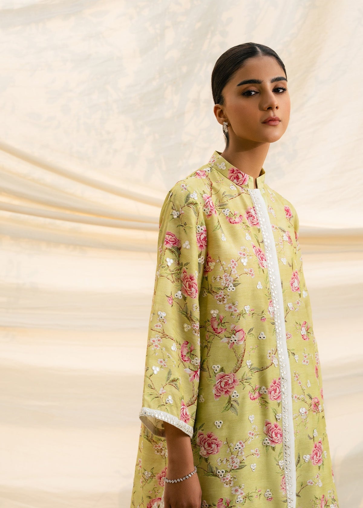 Mahgul | Ambi Bagh Silk Edit | Gulpari - by Libayah - Registered Vendor of : Mahgul - 100% Original Designer Dress