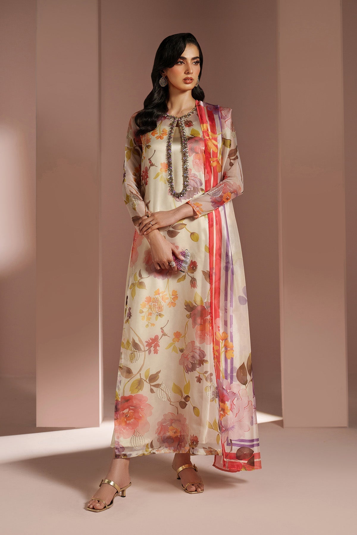 RTW 1032 – authentic Pakistani dress from the Alizeh Ready to Wear collection for women in the UK.