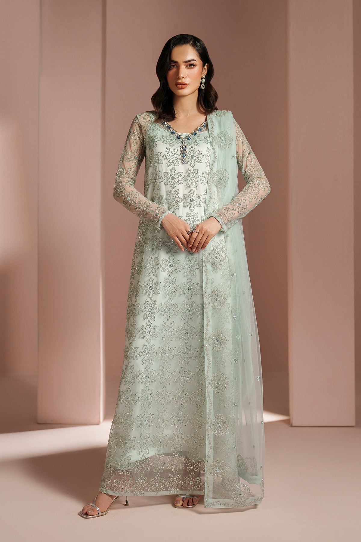 RTW1033 – authentic Pakistani dress from the Alizeh Ready to Wear collection for women in the UK.