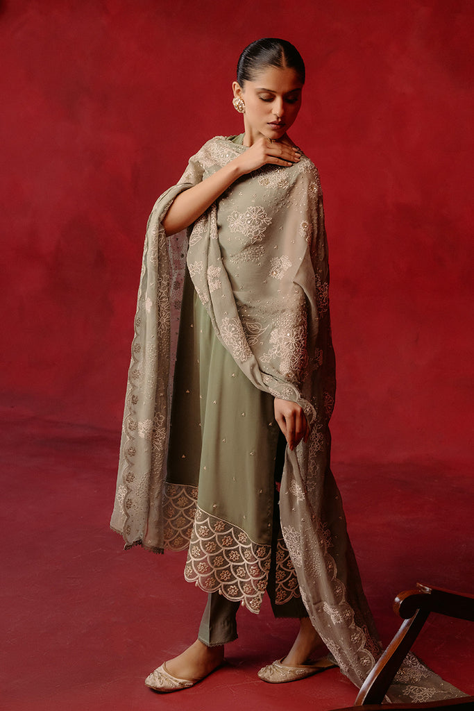 Cross Stitch | Luxe Atelier 24 | TRINKET LILAC by Cross Stitch - Designer Dress - Type: Ladies Clothes - Available at Libayah - 100% Original