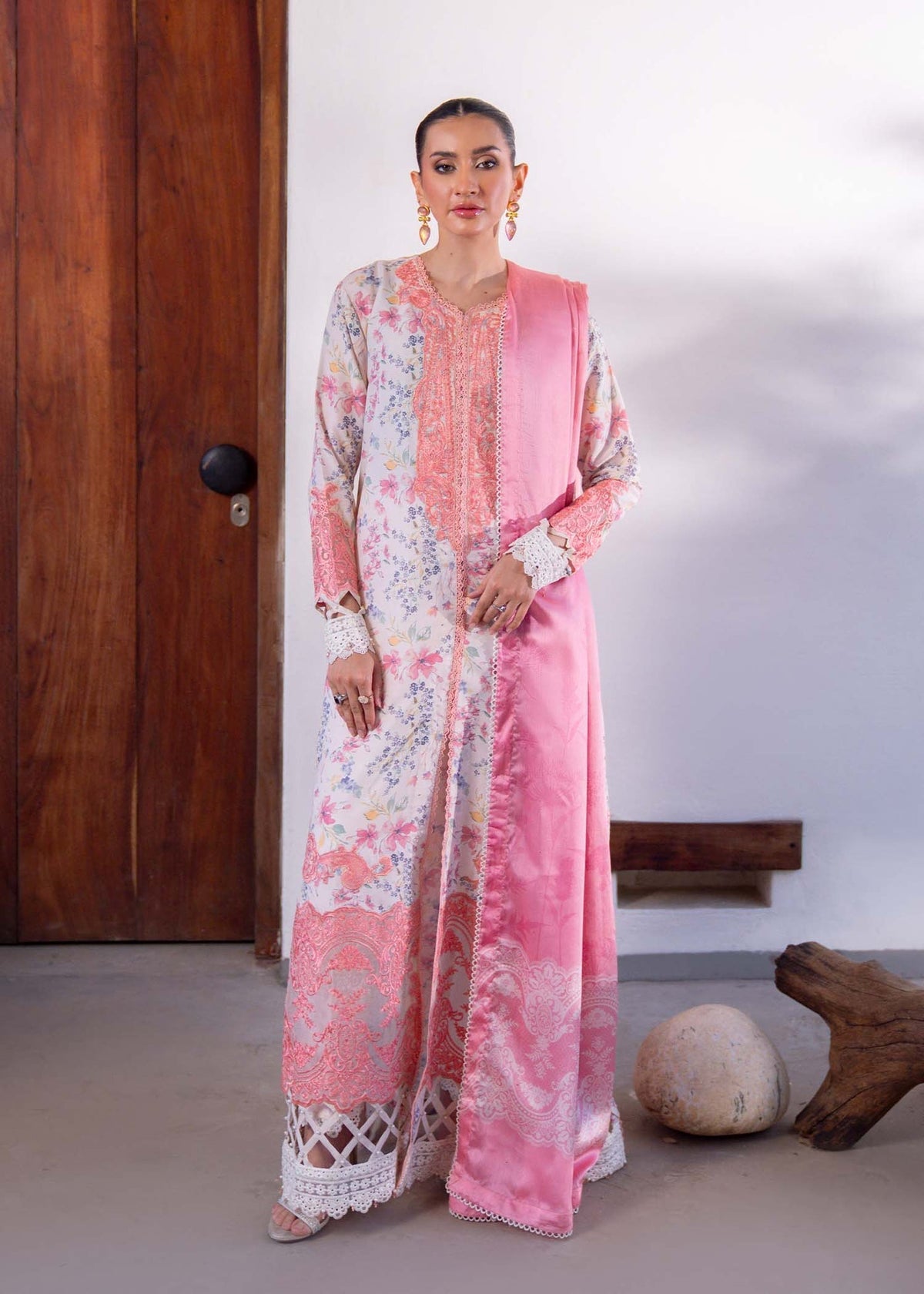 Myeesha | Lamhay Luxury Lawn 25 | Nazneen by Myeesha - Designer Dress - Type: Ladies Clothes - Available at Libayah - 100% Original