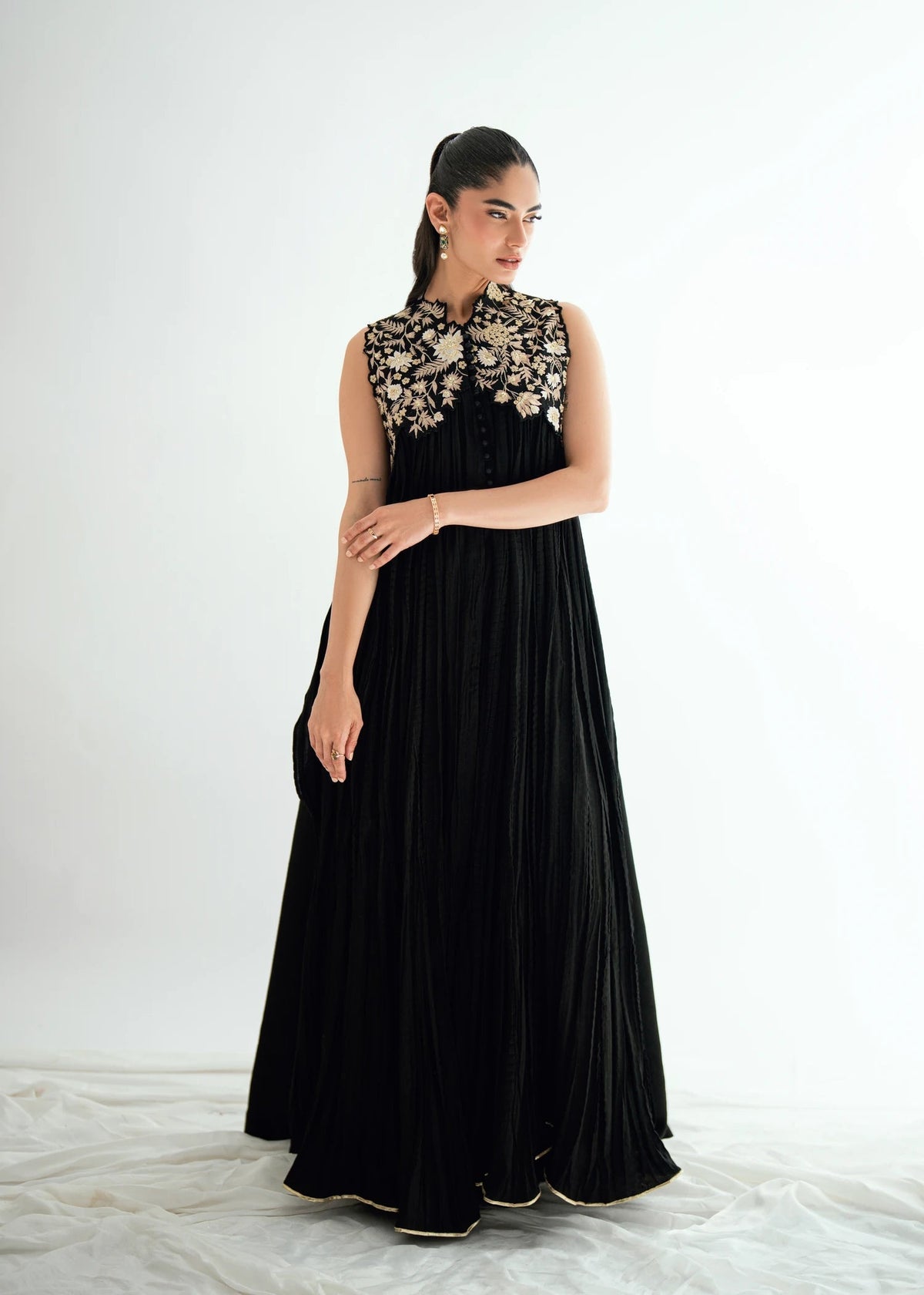 Umsha | Jardin De Luxe |  Onxy Willow by Umsha - Designer Dress  - Type : Ladies Clothes - Available at Libayah - 100% Original 