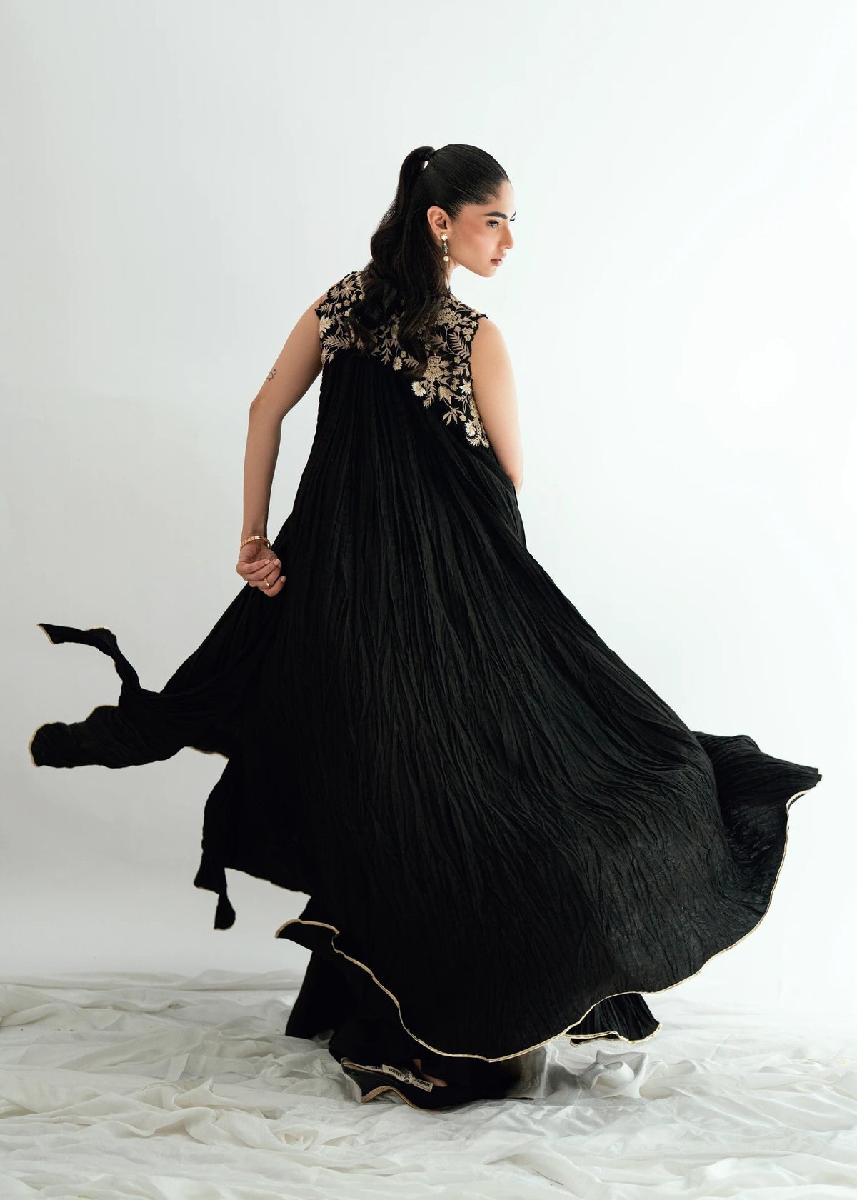 Umsha | Jardin De Luxe |  Onxy Willow by Umsha - Designer Dress  - Type : Ladies Clothes - Available at Libayah - 100% Original 