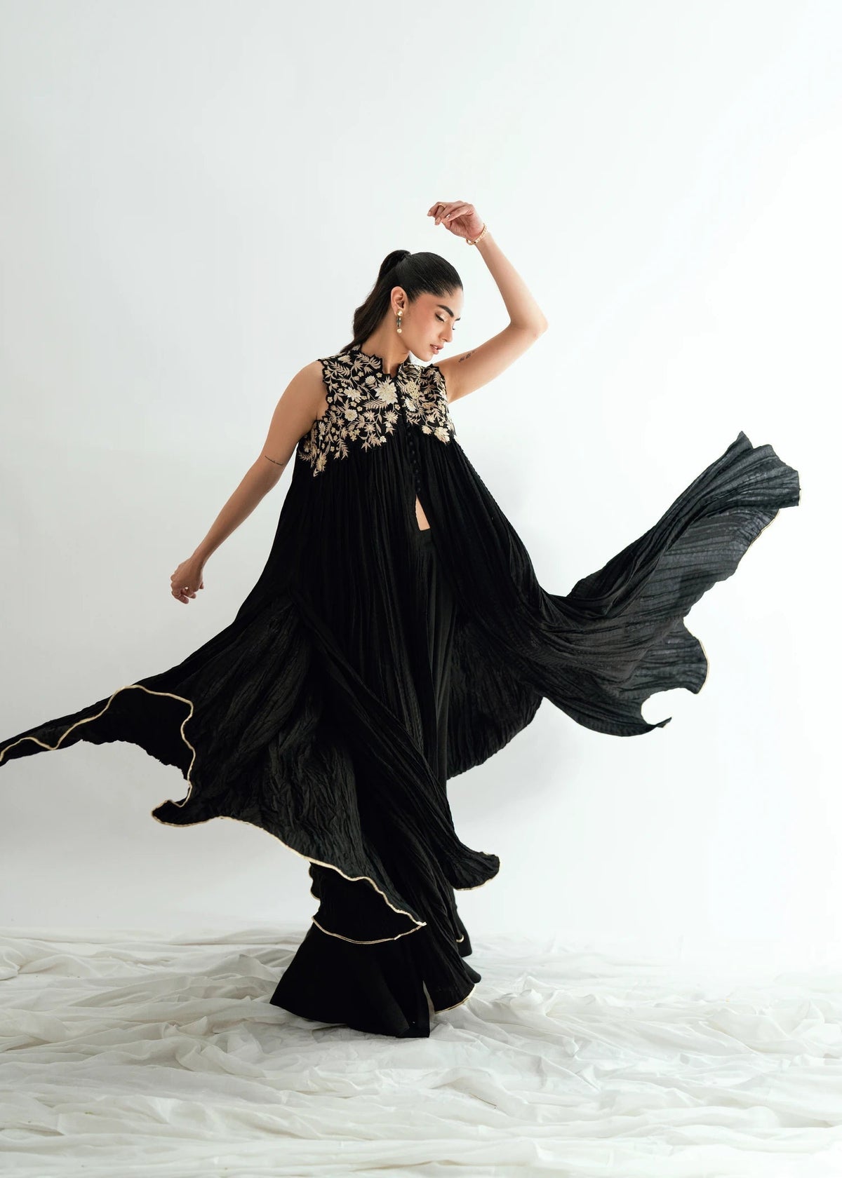 Umsha | Jardin De Luxe |  Onxy Willow by Umsha - Designer Dress  - Type : Ladies Clothes - Available at Libayah - 100% Original 