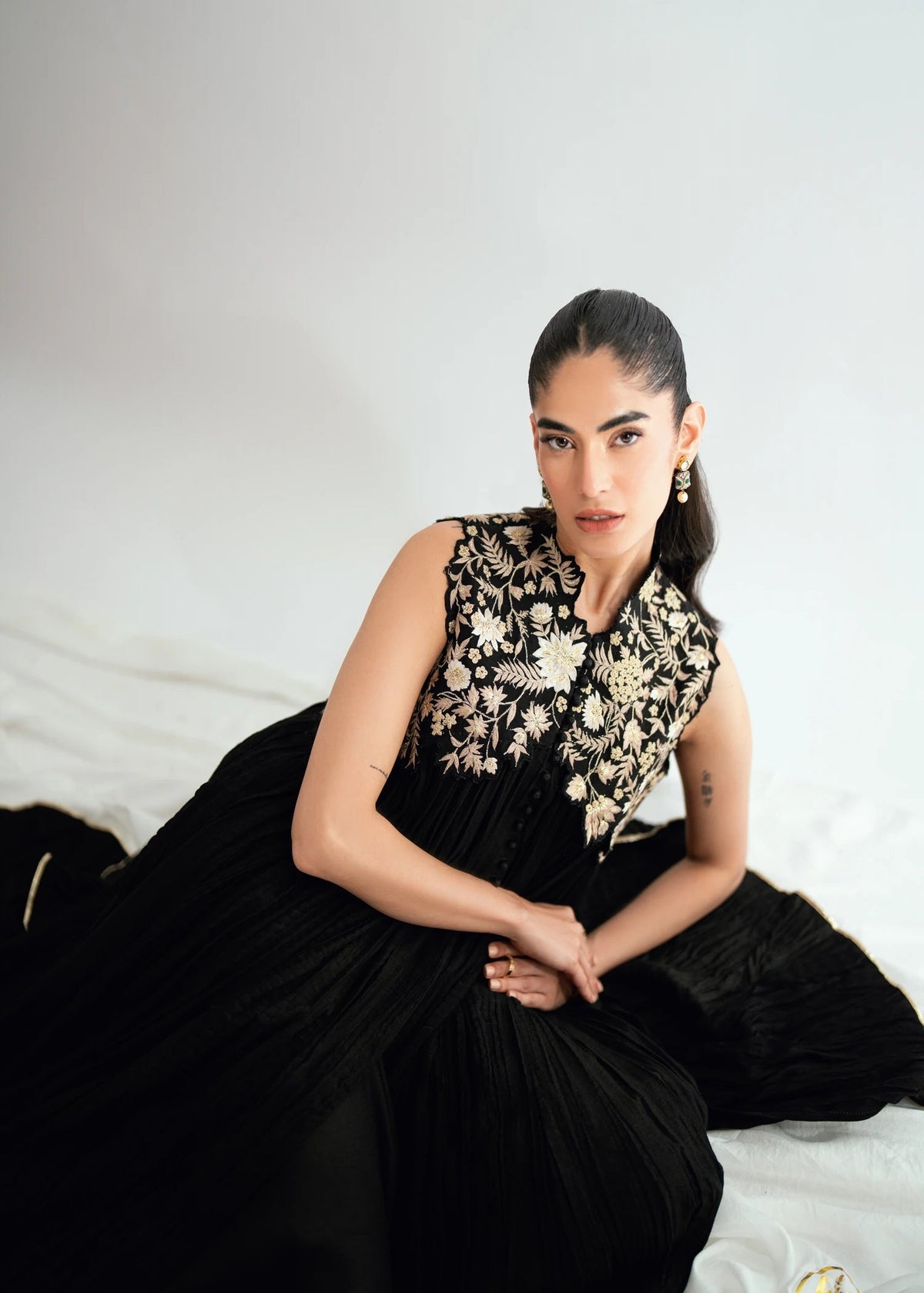Umsha | Jardin De Luxe |  Onxy Willow by Umsha - Designer Dress  - Type : Ladies Clothes - Available at Libayah - 100% Original 