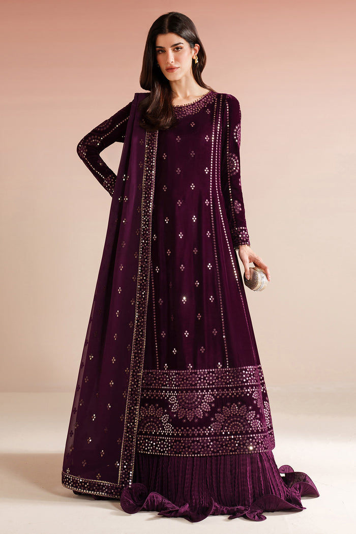 VVF D-1 – authentic Pakistani formal dress from the Jazmin Velvet Vogue 25 collection for women in the UK.
