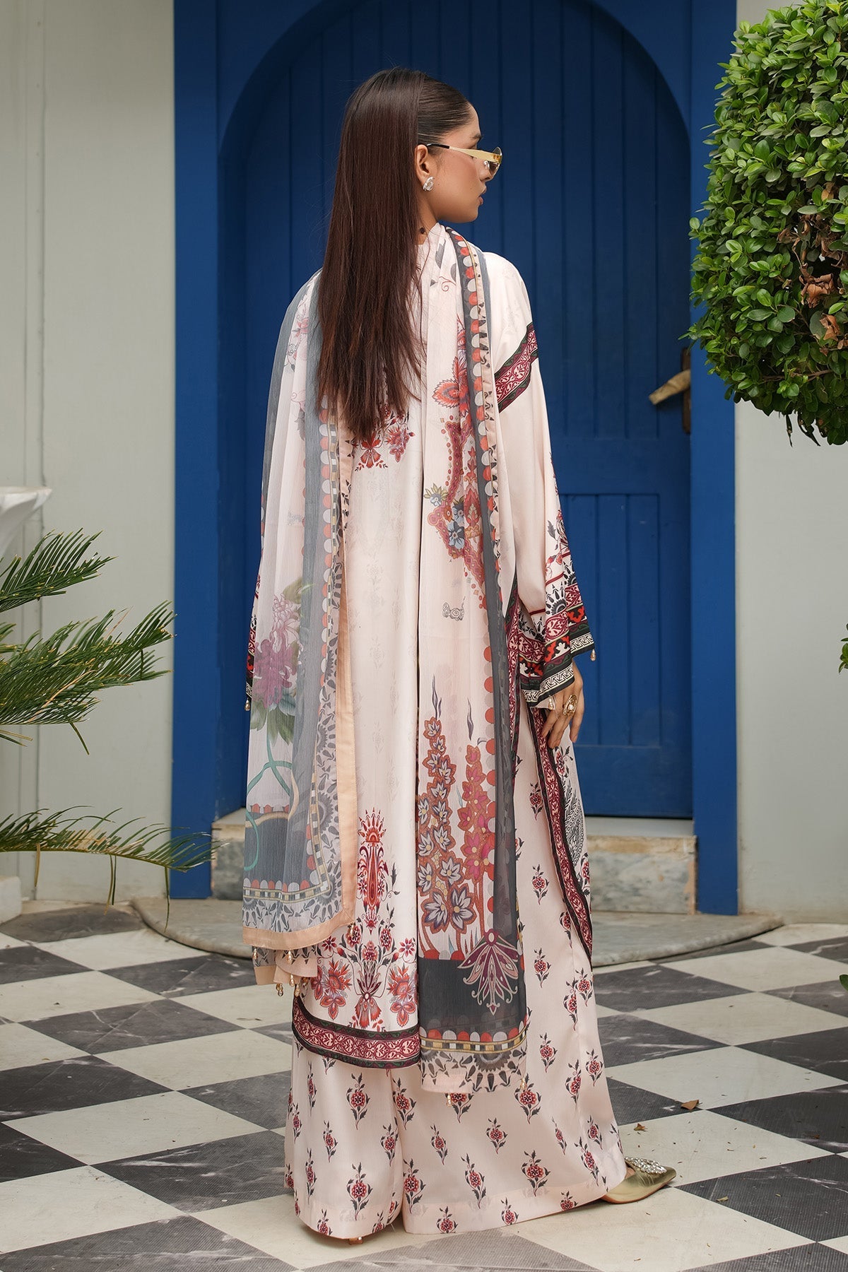 Maryams | Lawn Edit 26 | Iris by Maryams - Designer Dress  - Type : Ladies Clothes - Available at Libayah - 100% Original 