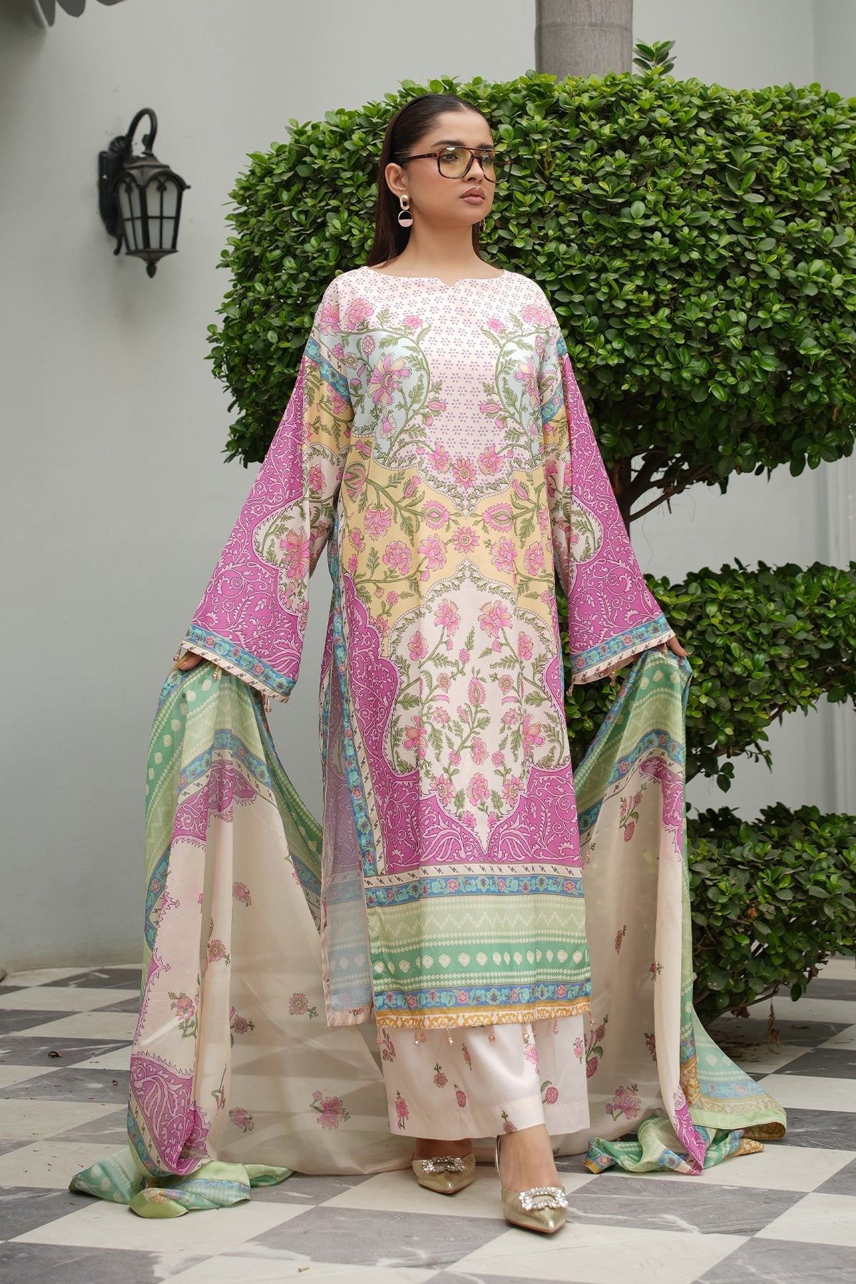 Maryams | Lawn Edit 26 | Lily by Maryams - Designer Dress  - Type : Ladies Clothes - Available at Libayah - 100% Original 