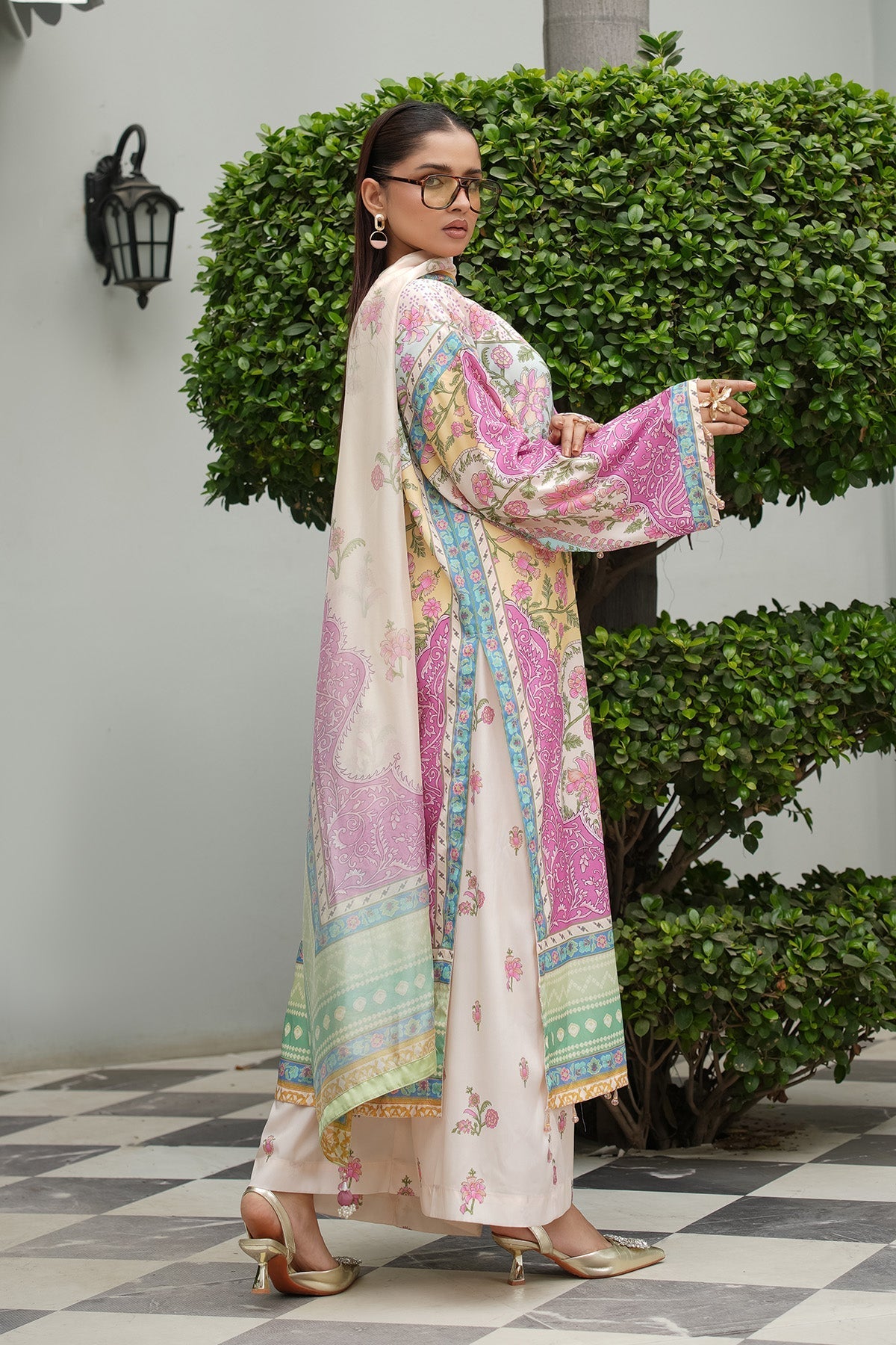 Maryams | Lawn Edit 26 | Lily by Maryams - Designer Dress  - Type : Ladies Clothes - Available at Libayah - 100% Original 