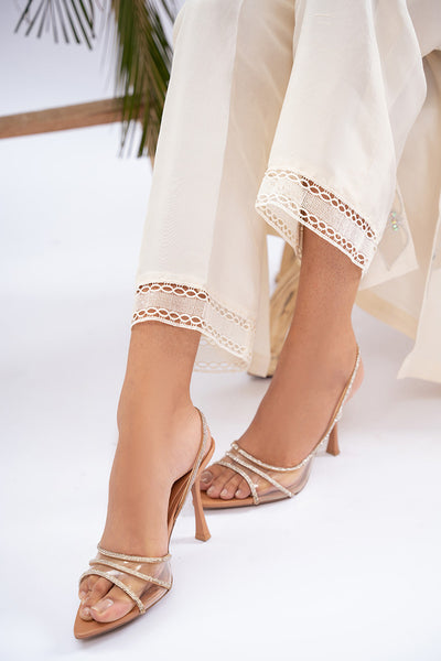 Amna Arshad | Zolu Collection 24 | Zimmer by Amna Arshad - Designer Dress - Type: Luxury - Available at Libayah - 100% Original