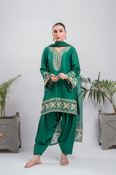 Amna Arshad | Laleh Festive | Jiya by Amna Arshad - Designer Dress - Type: Formal - Available at Libayah - 100% Original
