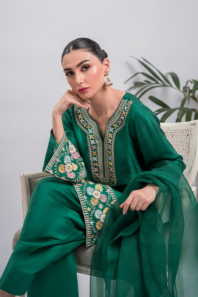 Amna Arshad | Laleh Festive | Jiya by Amna Arshad - Designer Dress - Type: Formal - Available at Libayah - 100% Original