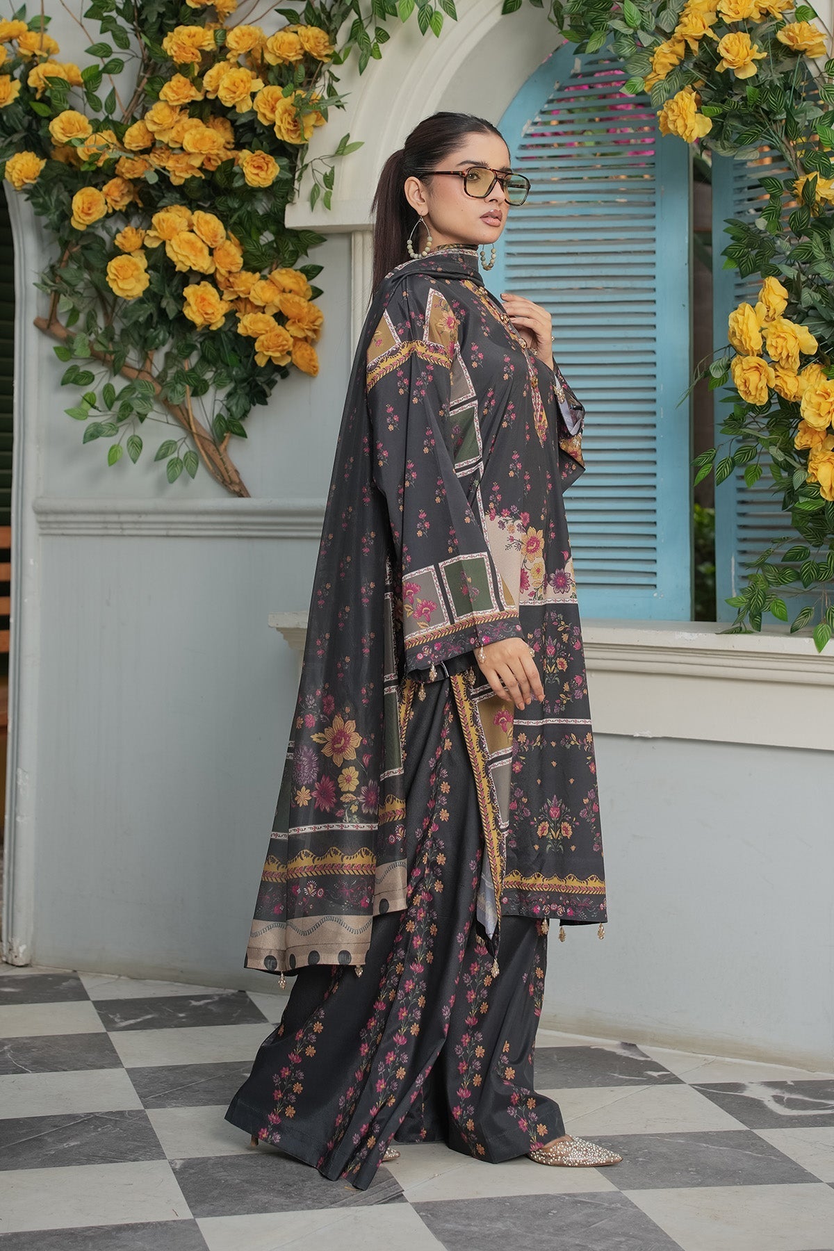 Maryams | Lawn Edit 26 | Clover by Maryams - Designer Dress  - Type : Ladies Clothes - Available at Libayah - 100% Original 