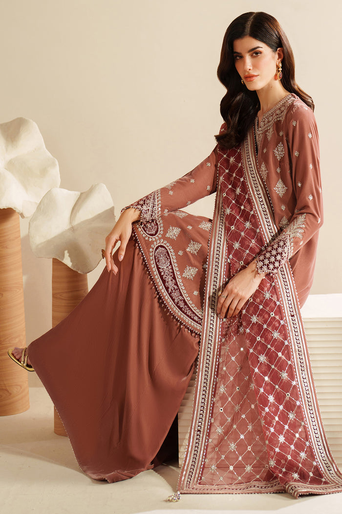 VVF D-3 – authentic Pakistani formal dress from the Jazmin Velvet Vogue 25 collection for women in the UK.