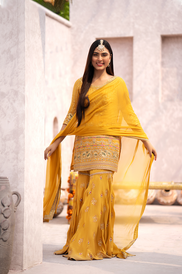 Erum Khan | Sakhiyan Formals | GENDA by Erum Khan - Designer Dress - Type: Formal - Available at Libayah - 100% Original
