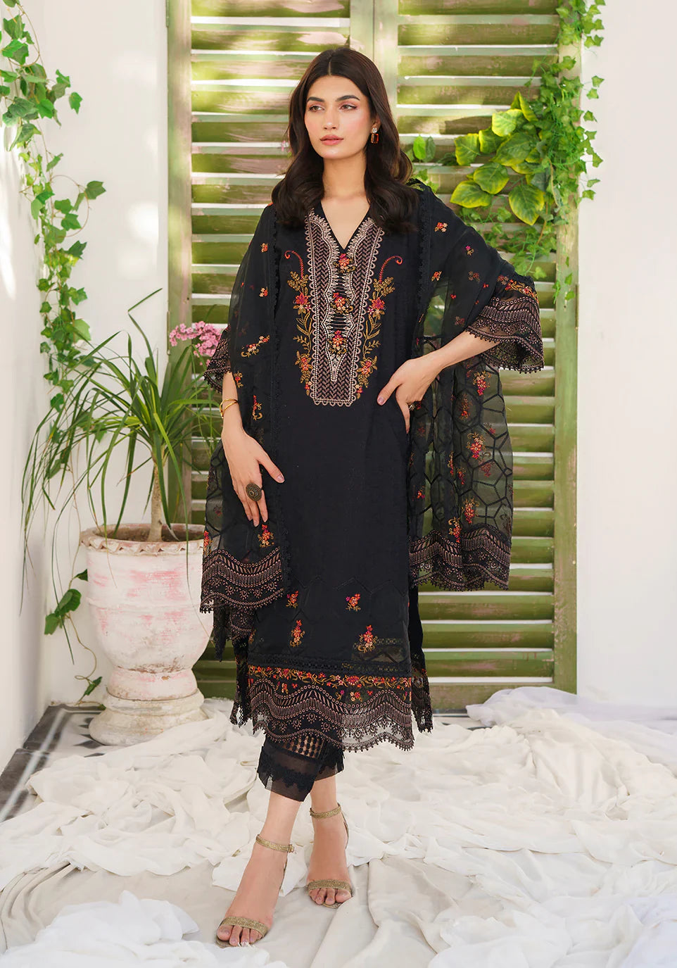 Zarqash | Belle Ame 24 | BL 007 Jardin Noir by Zarqash - Designer Dress - Type: Ladies Clothes - Available at Libayah - 100% Original