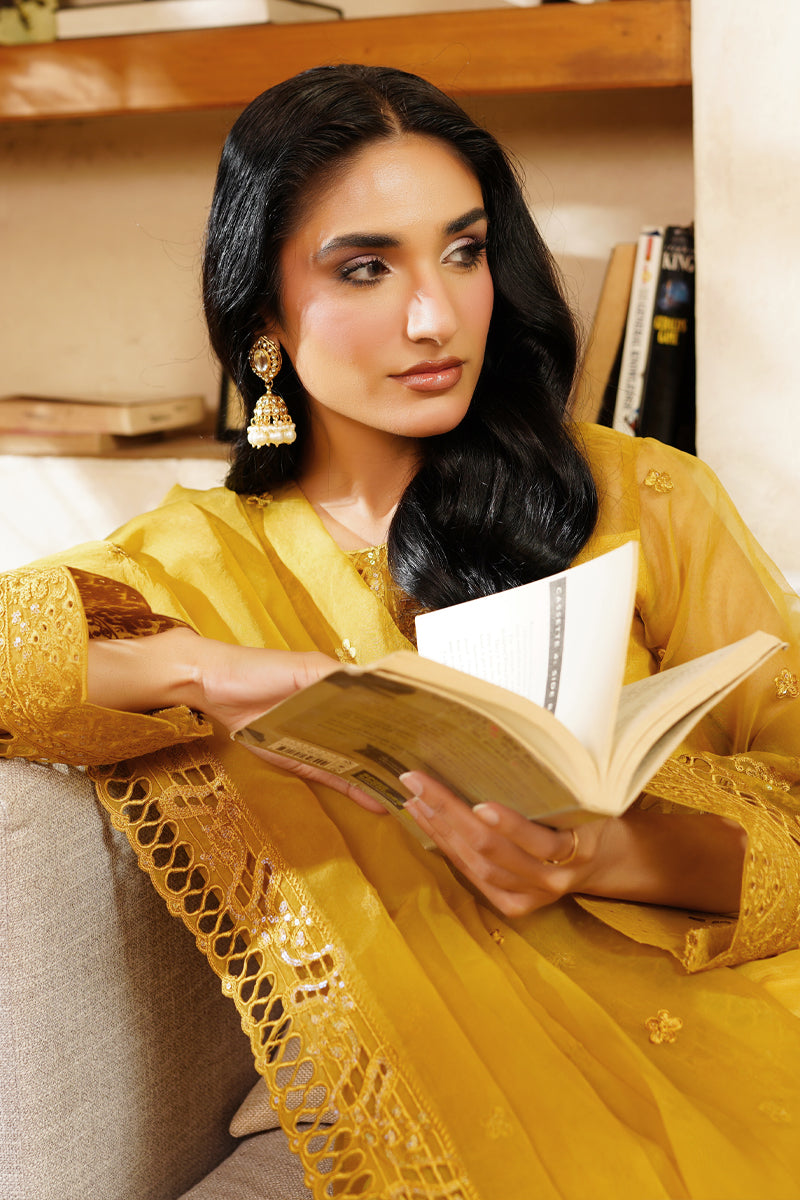 Maryams | Noir Luxe | Soleil-NOR-0002 by Maryams - Designer Dress - Type : Ladies Clothes - Available at Libayah - 100% Original 