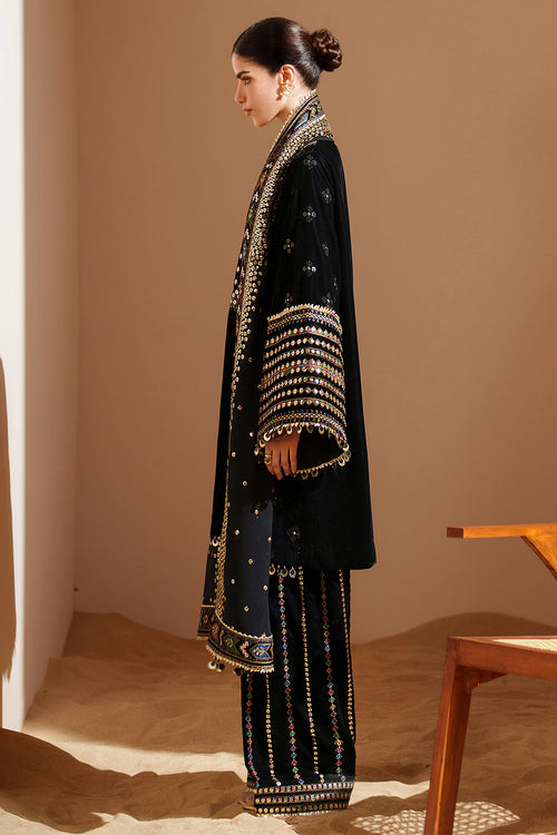 VVF D-5 – authentic Pakistani formal dress from the Jazmin Velvet Vogue 25 collection for women in the UK.