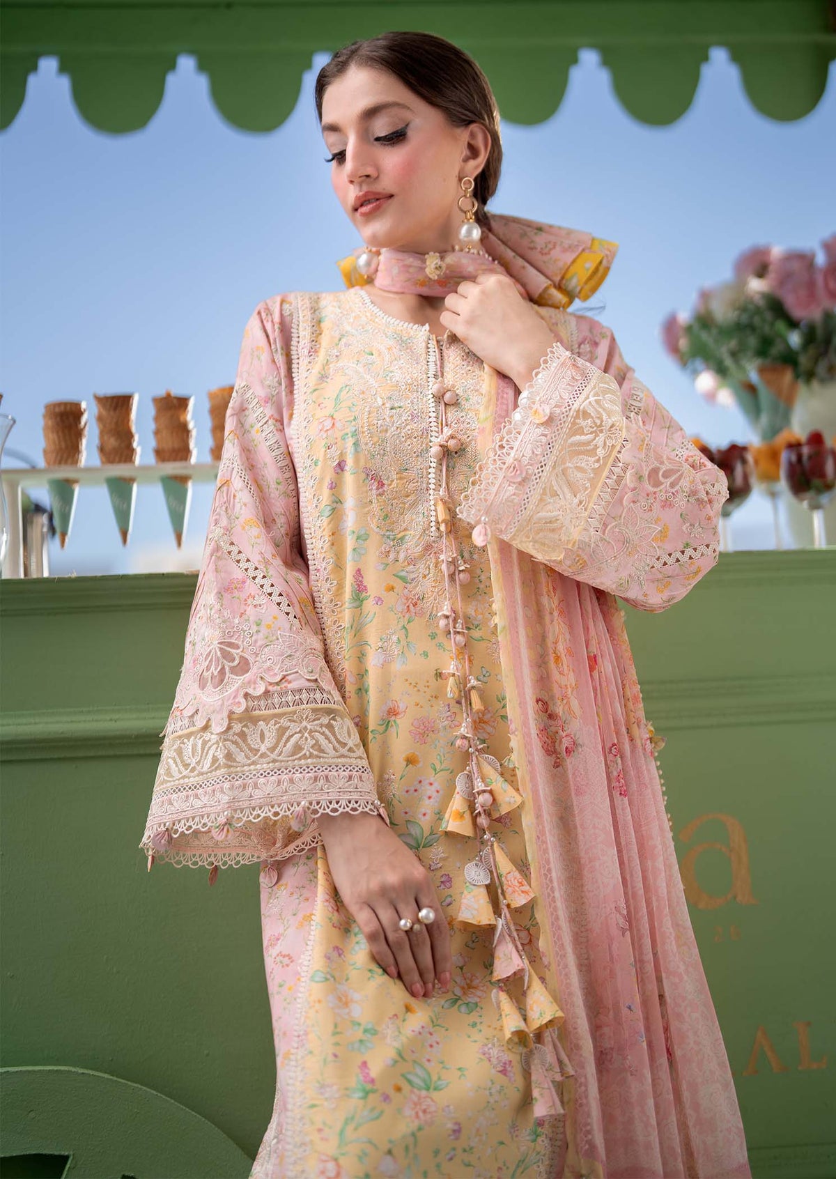 Kanwal Malik | Mira Summer Lawn 26 | Milaa by Kanwal Malik - Designer Dress  - Type : Ladies Clothes - Available at Libayah - 100% Original 