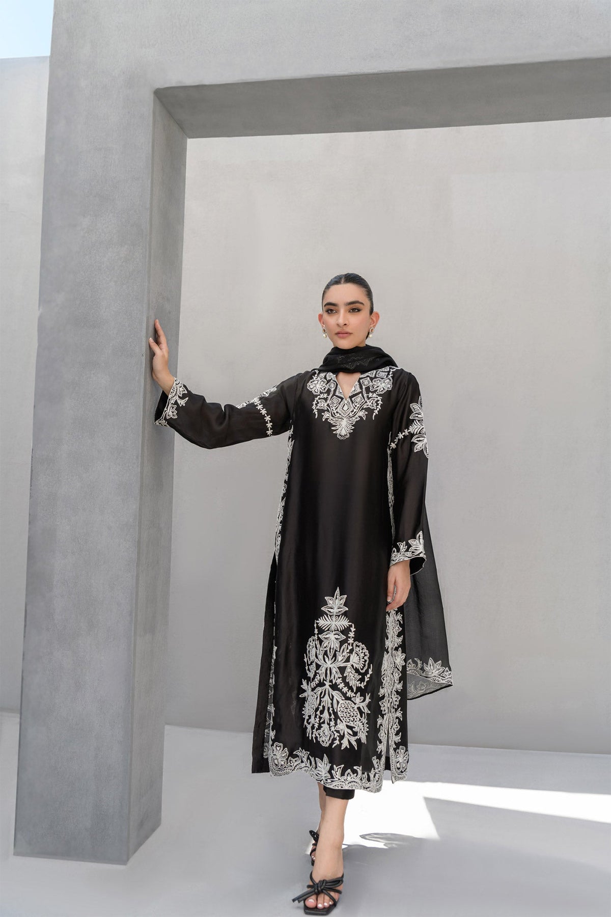 Flairs Studio | Luxury Pret | Midnight by Flairs Studio - Designer Dress - Type: Luxury - Available at Libayah - 100% Original