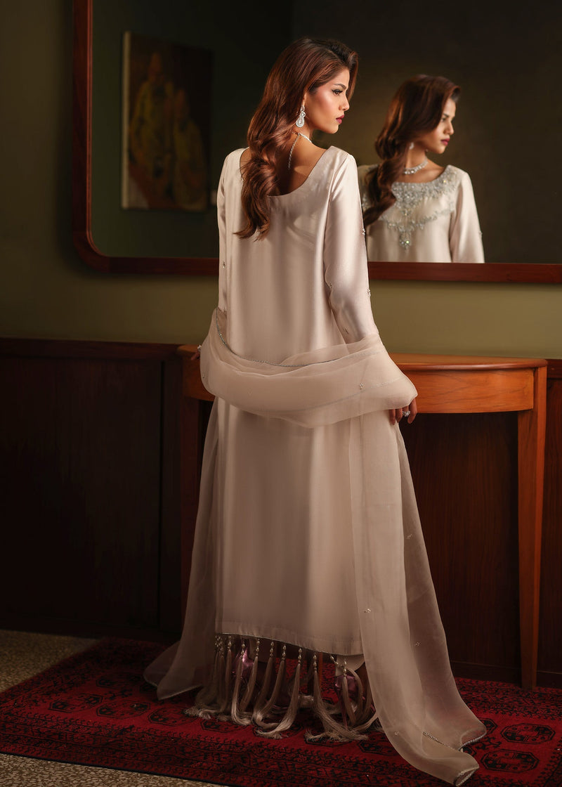Mahum Asad | Private Hour |Silk Foam - by Libayah - Registered Vendor of : Mahum Asad - 100% Original Designer Dress